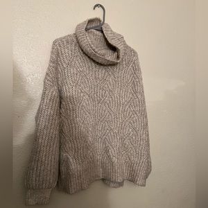 Knitted turtle neck sweater
